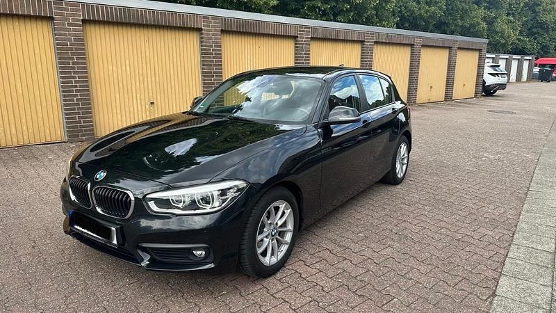 Gebraucht BMW 118 136 PS (100 kW) 2019 Schwarz Kleinwagen