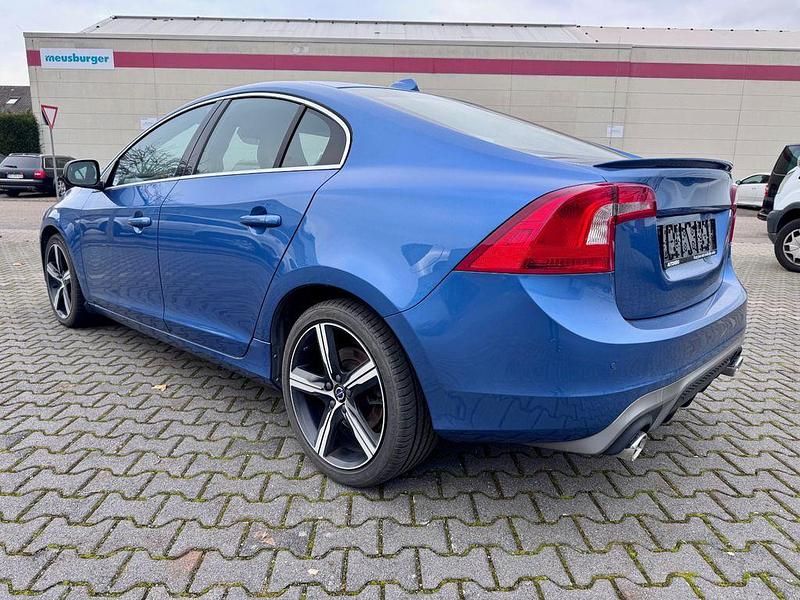 Gebraucht Volvo S60 R-Design 120 PS (88 kW) 2017 Blau Limousine