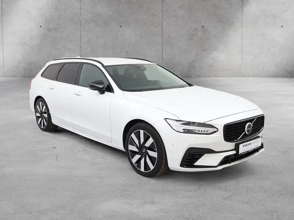 Gebraucht Volvo V90 Plus 398 PS (292 kW) 2025 Crystal weiss Kombi