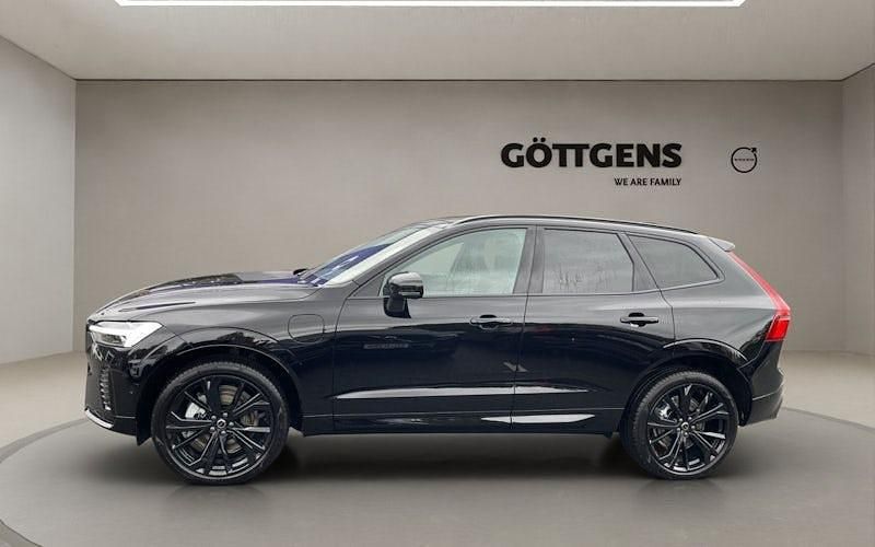 Neu Volvo XC60 Plus 407 PS (299 kW) 2026 Schwarz SUV