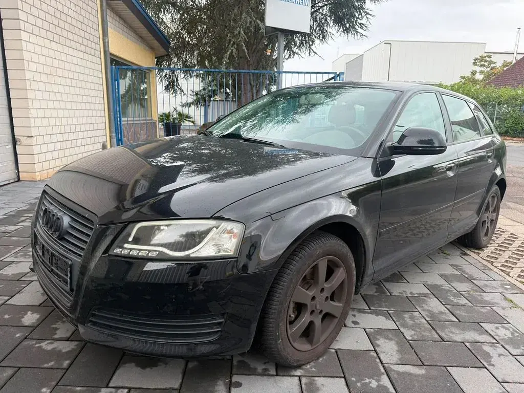 Gebraucht Audi A3 Attraction 102 PS (75 kW) 2008 Schwarz Kleinwagen