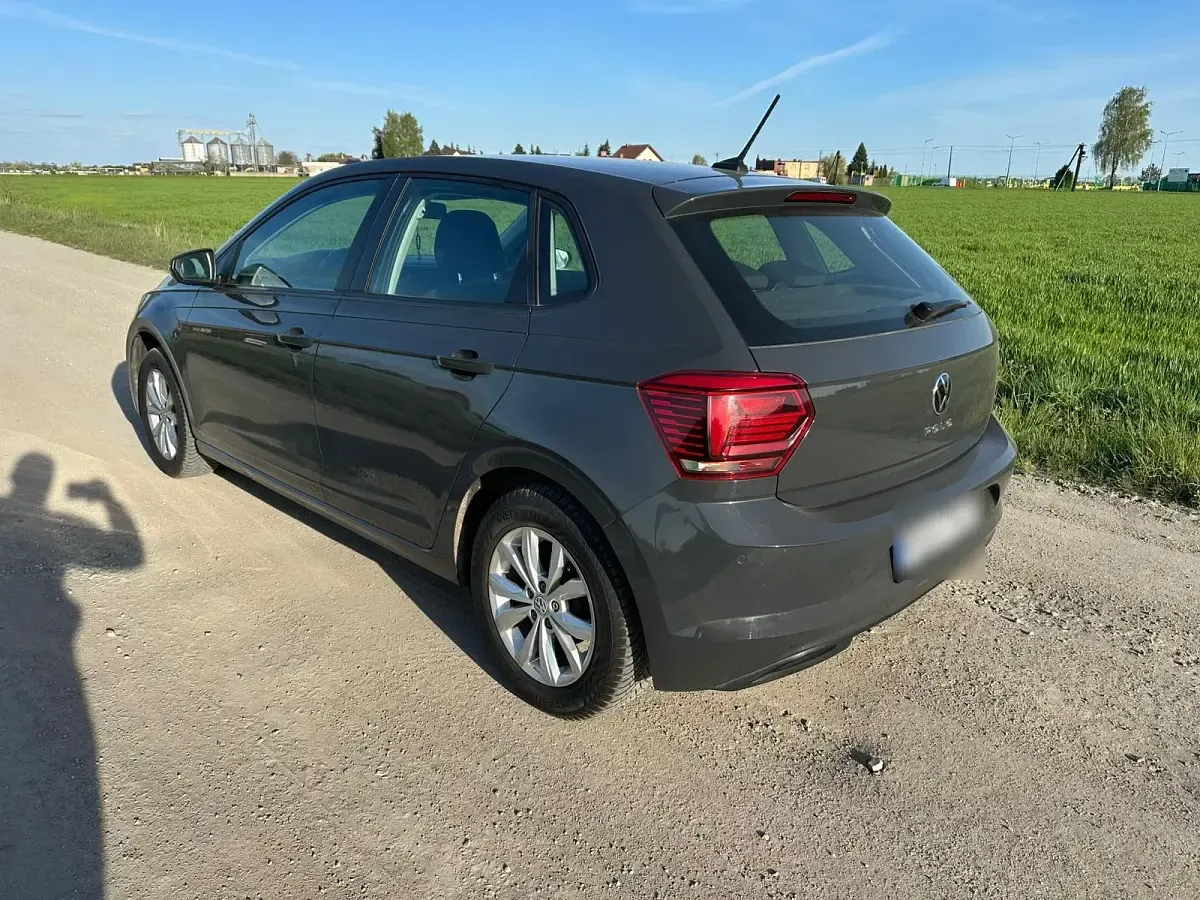 Gebraucht VW Polo 80 PS (58 kW) 2021 Grau Kleinwagen
