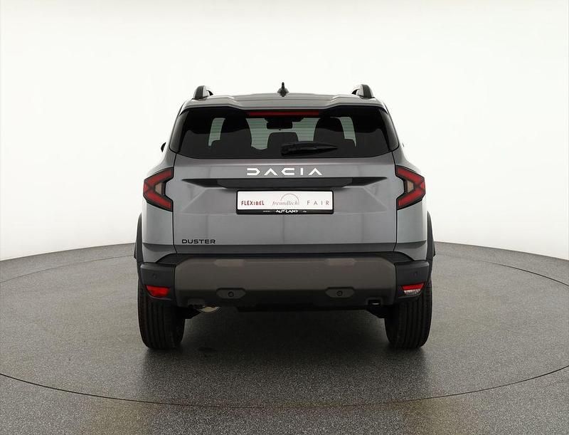 Neu Dacia Duster 131 PS (96 kW) 2025 Grau SUV