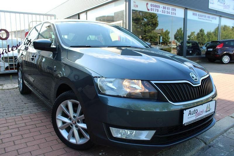 Gebraucht Skoda Rapid Drive 86 PS (63 kW) 2014 Grau Limousine