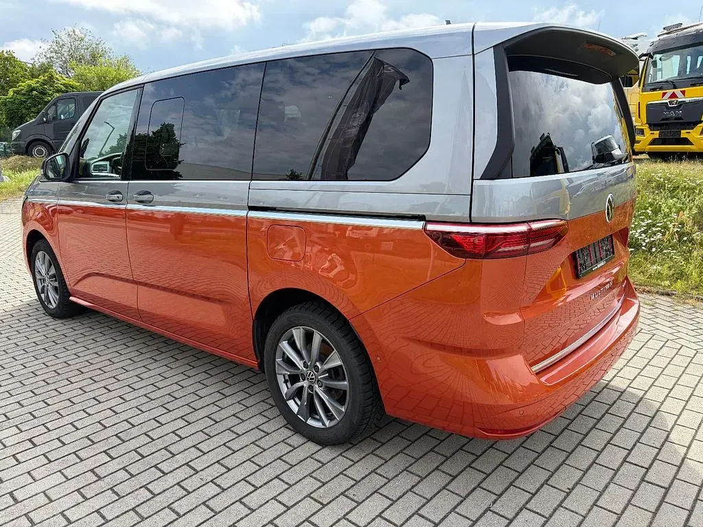Gebraucht VW Multivan Energetic 218 PS (160 kW) 2022 Grauorange Van / Kleinbus