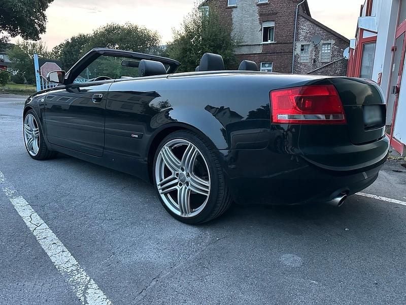 Gebraucht Audi A4 Cabriolet Basis 163 PS (119 kW) 2007 Schwarz Cabrio