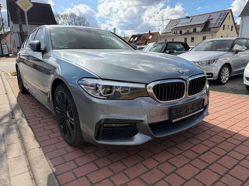 Gebraucht BMW 530e M Sport 184 PS (135 kW) 2019 Bluestone metallic Limousine