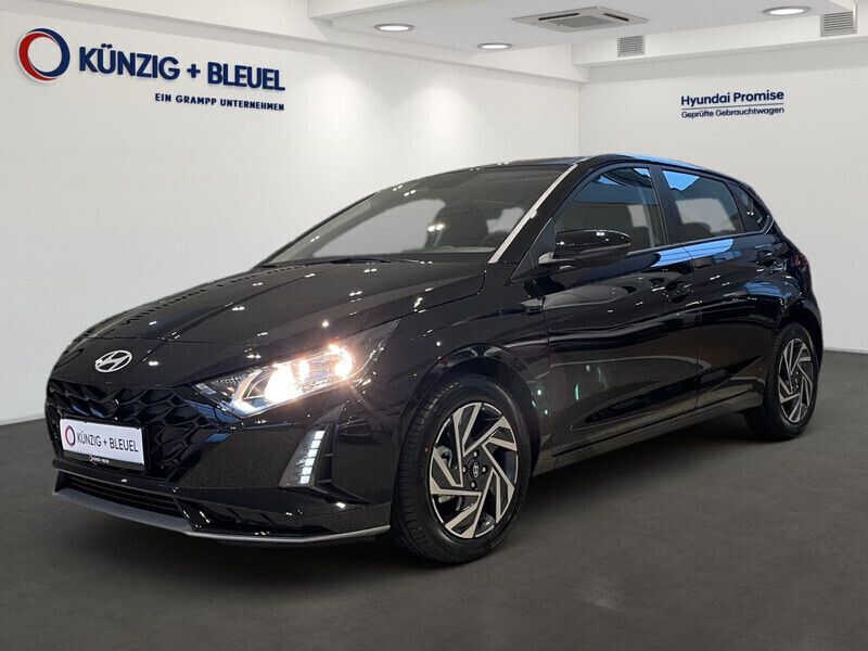 Andere farbe Gebraucht 2022 Hyundai i20 Trend Kleinwagen | 23.168 € - Bild 1/4