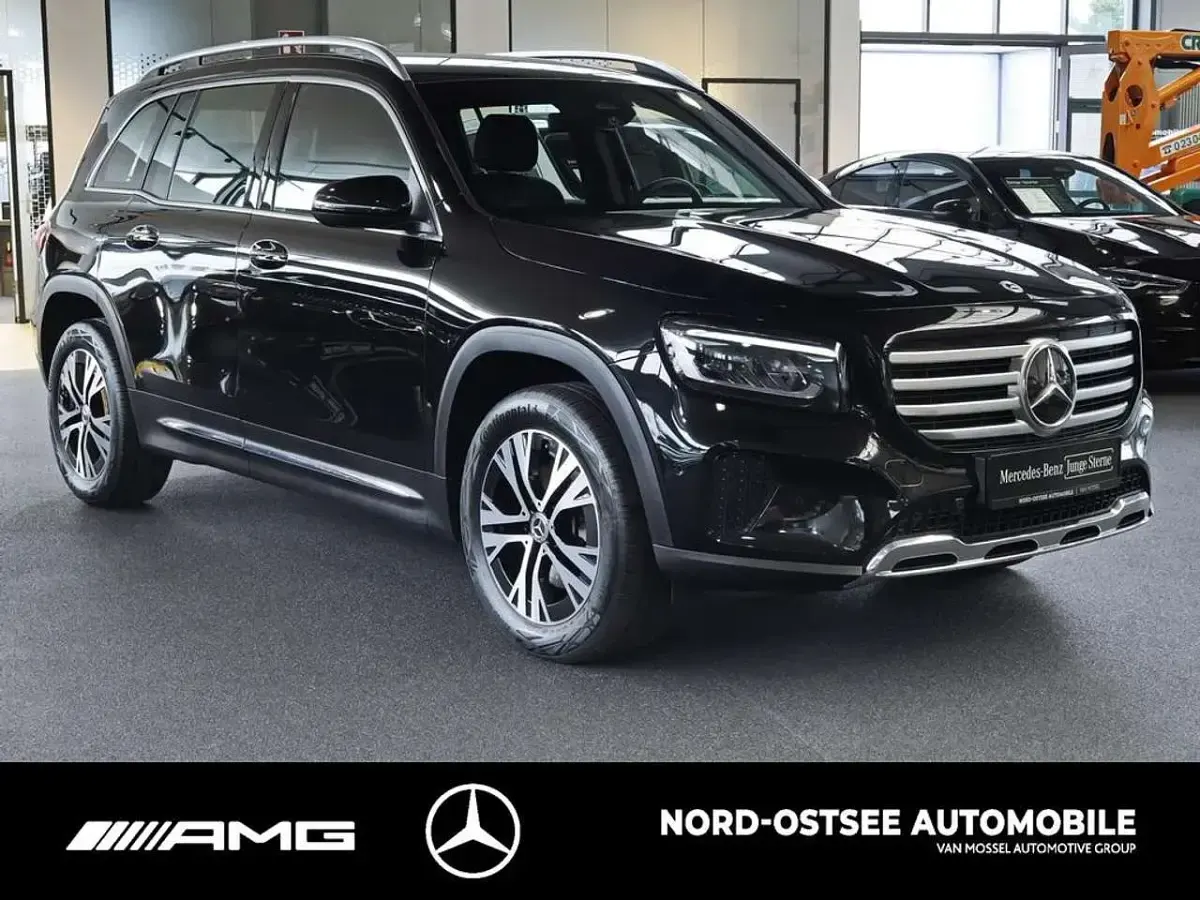 Gebraucht Mercedes GLB200 Progressive 150 PS (110 kW) 2025 Schwarz SUV
