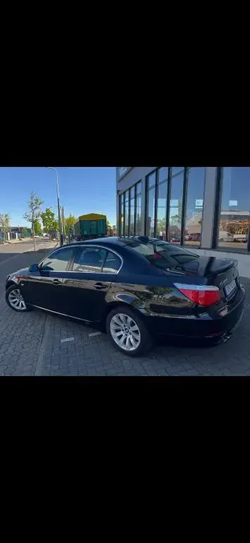 Gebraucht BMW 525 218 PS (160 kW) 2008 Schwarz Limousine