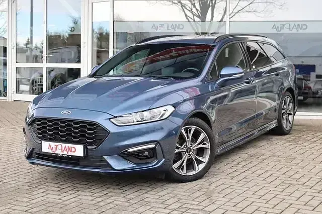 Gebraucht Ford Mondeo 150 PS (110 kW) 2019 Blau Kombi