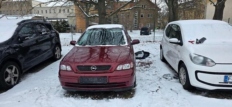 Rot Gebraucht 1998 Opel Astra Kleinwagen | 1.499 € (Guter Preis) - Bild 1/4