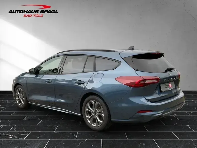 Usado Ford Focus ST-Line 155 CV (114 kW) 2023 Azul Familiar
