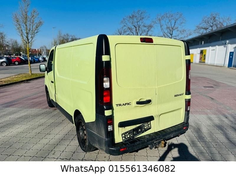 Gebraucht Renault Trafic 90 PS (66 kW) 2015 Van / Kleinbus