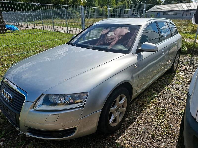 Silber Gebraucht 2007 Audi A6 Kombi | 1.700 € (Superpreis) - Bild 1/4
