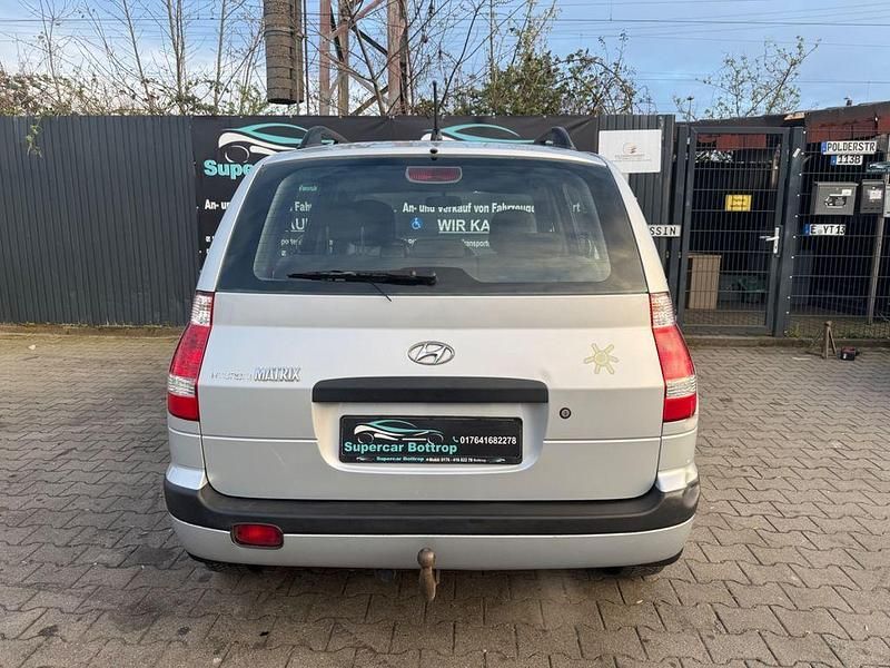Gebraucht Hyundai Matrix GLS 103 PS (75 kW) 2007 Silber Van / Kleinbus