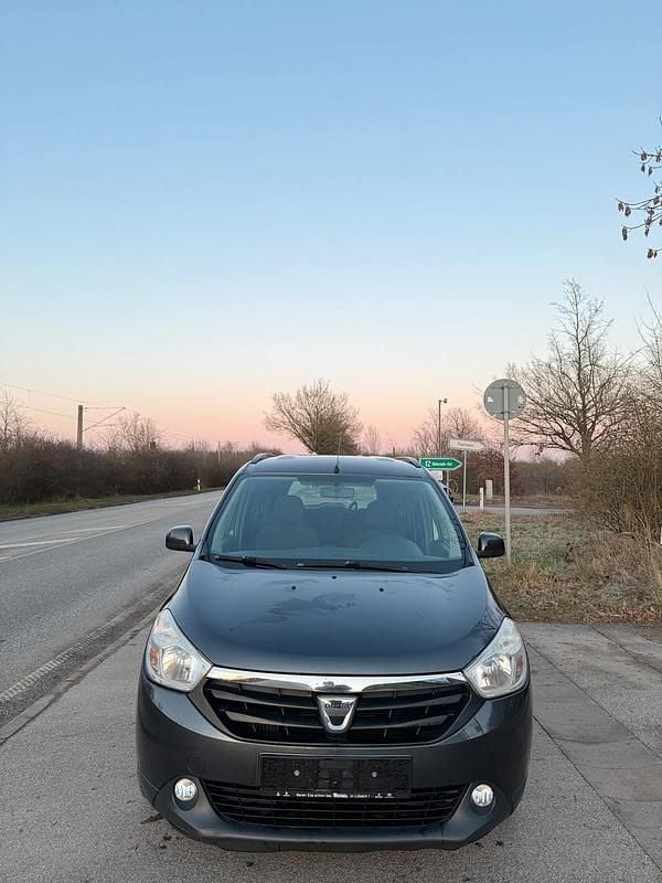 Gebraucht Dacia Lodgy 108 PS (79 kW) 2014 Grau Van / Kleinbus