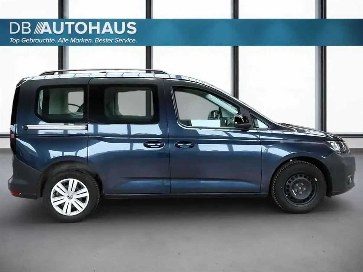 Gebraucht VW Caddy 102 PS (75 kW) 2024 Blau Van / Kleinbus