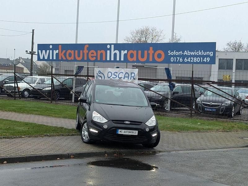Schwarz Gebraucht 2013 Ford S-MAX Trend Van / Kleinbus | 5.499 € (Guter Preis) - Bild 1/4
