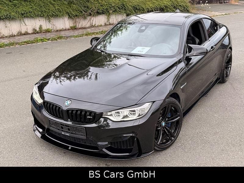 Schwarz Gebraucht 2016 BMW M4 Performance Coupé | 37.900 € - Bild 1/4