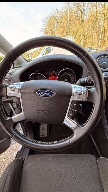 Gebraucht 2014 Ford S-MAX Titanium X Van / Kleinbus | 8.000 € (Fairer Preis) - Bild 1/4