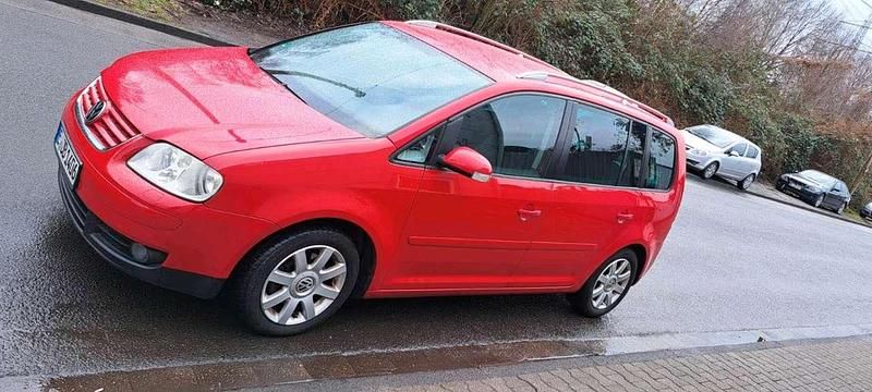 Gebraucht VW Touran 136 PS (100 kW) 2004 Rot Van / Kleinbus