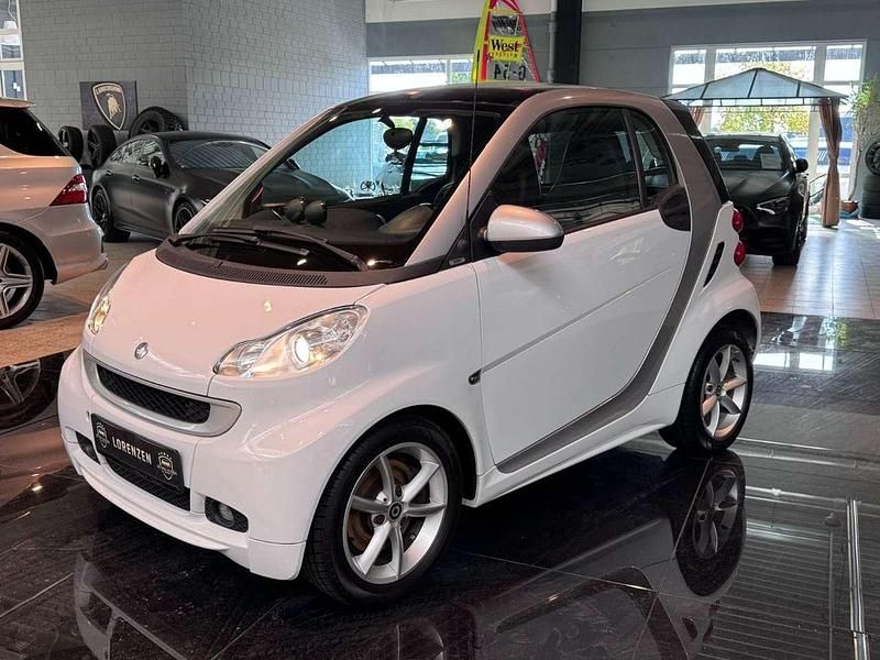 Weiß Gebraucht 2011 Smart ForTwo Coupé Pulse Coupé | 4.995 € (Fairer Preis) - Bild 1/4