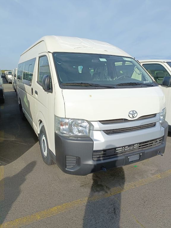 Gebraucht Toyota HiAce 102 PS (75 kW) 2023 Weiß Van