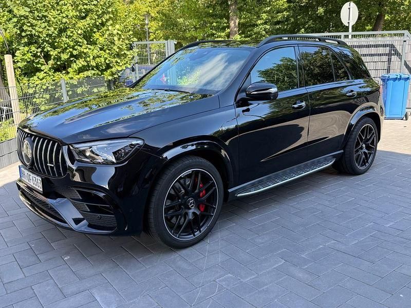 Schwarz Gebraucht 2023 Mercedes GLE63 AMG AMG SUV | 122.900 € (Teuer) - Bild 1/4