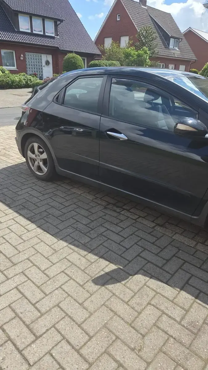 Gebraucht Honda Civic 99 PS (72 kW) 2009 Schwarz Limousine