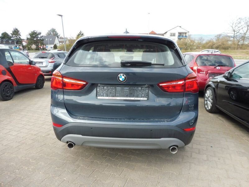Gebraucht BMW X1 Advantage 150 PS (110 kW) 2018 Grau SUV