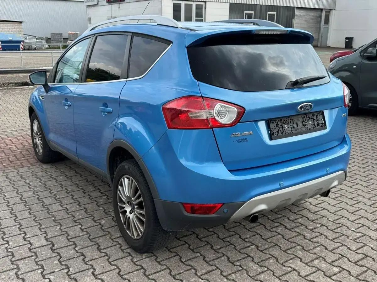 Gebraucht Ford Kuga Titanium 136 PS (100 kW) 2008 Blau SUV
