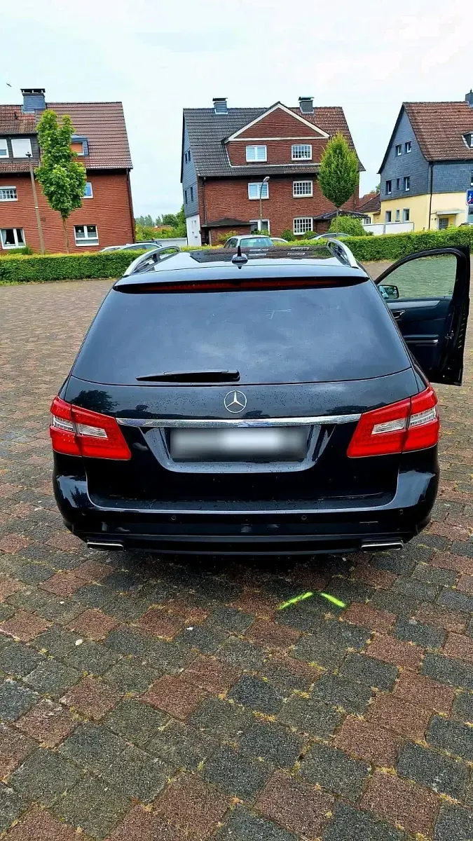 Gebraucht Mercedes E350 Avantgarde 292 PS (214 kW) 2010 Schwarz Kombi