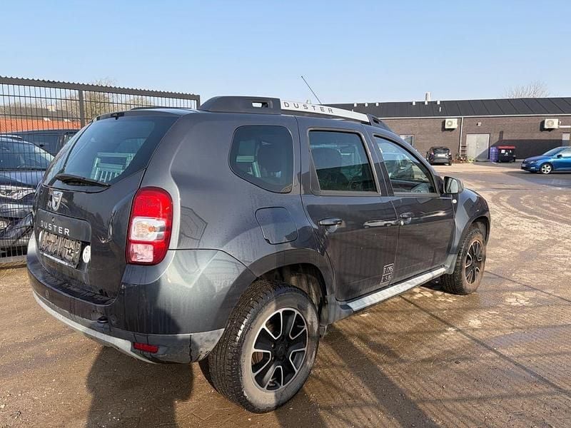 Gebraucht Dacia Duster 109 PS (80 kW) 2016 Grau SUV