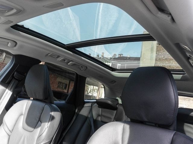 Gebraucht Volvo XC60 Plus 455 PS (334 kW) 2024 Thunder grey / metallic SUV