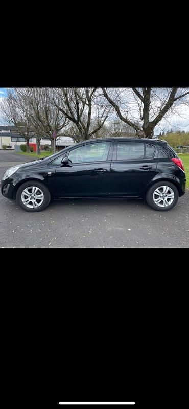 Gebraucht Opel Corsa Satellite 87 PS (63 kW) 2011 Schwarz Kleinwagen