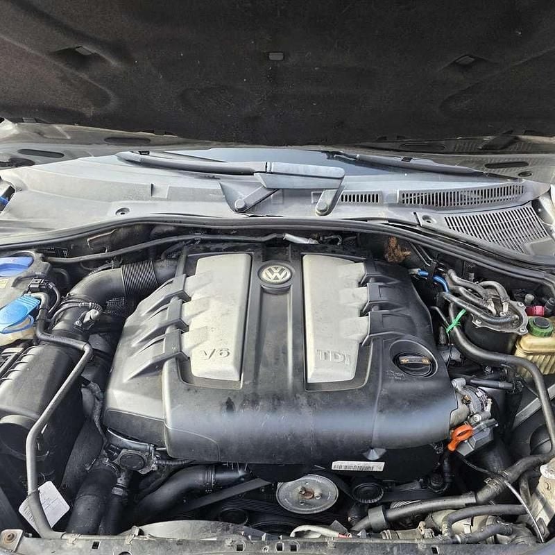 Gebraucht VW Touareg Individual 225 PS (165 kW) 2006 Silber SUV