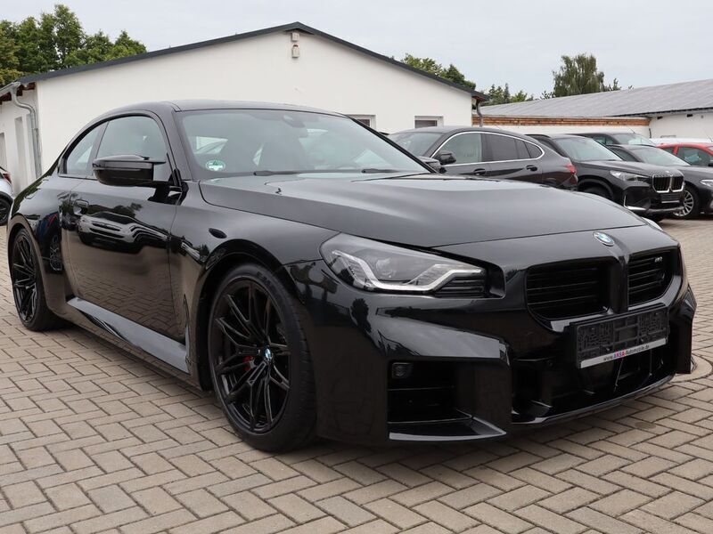 Schwarz Gebraucht 2024 BMW M2 Sport Line Coupé | 69.990 € (Teuer) - Bild 1/4