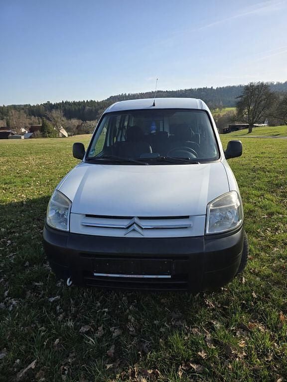 Gebraucht Citroën Berlingo Advance 75 PS (55 kW) 2007 Weiß Van / Kleinbus