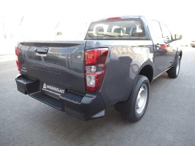 Neu Isuzu D-Max 163 PS (119 kW) 2026 Grau Pickup