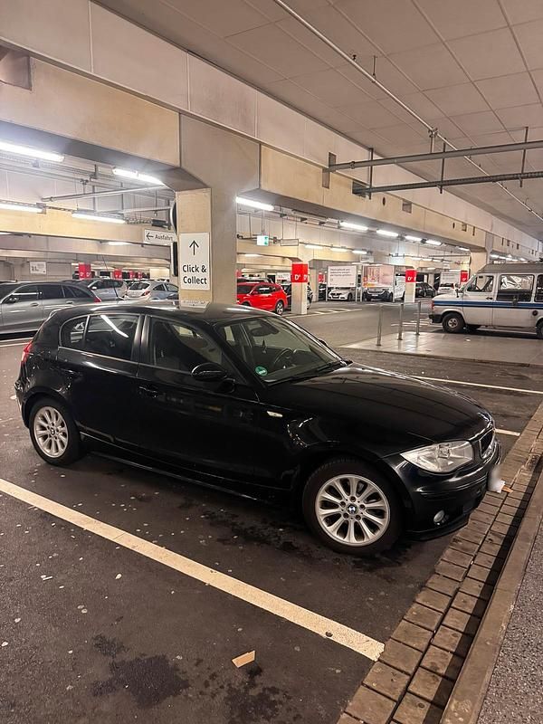 Gebraucht BMW 116 116 PS (85 kW) 2006 Schwarz Kleinwagen