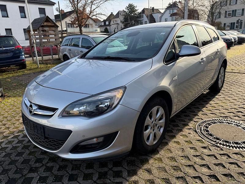 Gebraucht Opel Astra 136 PS (100 kW) 2014 Silber Kombi
