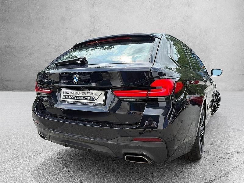 Gebraucht BMW 540 Performance 340 PS (250 kW) 2022 M carbonschwarz Kombi
