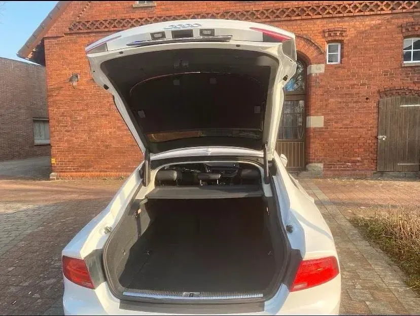 Gebraucht Audi A7 245 PS (180 kW) 2012 Weiß Kleinwagen