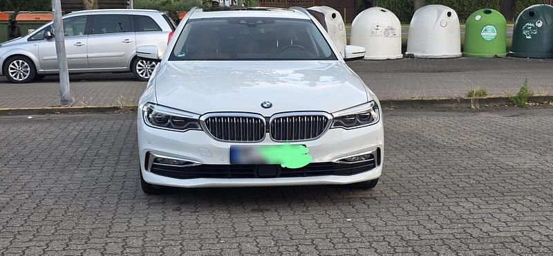Gebraucht BMW 530 265 PS (194 kW) 2018 Weiß Kombi