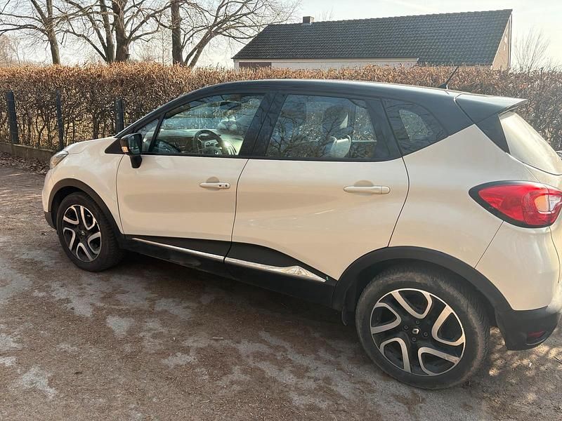 Gebraucht Renault Captur 90 PS (66 kW) 2013 Beige SUV