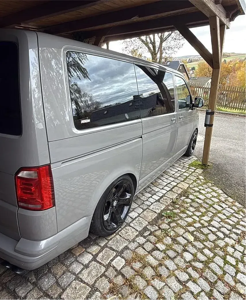 Gebraucht VW Multivan 131 PS (96 kW) 2004 Grau Van / Kleinbus