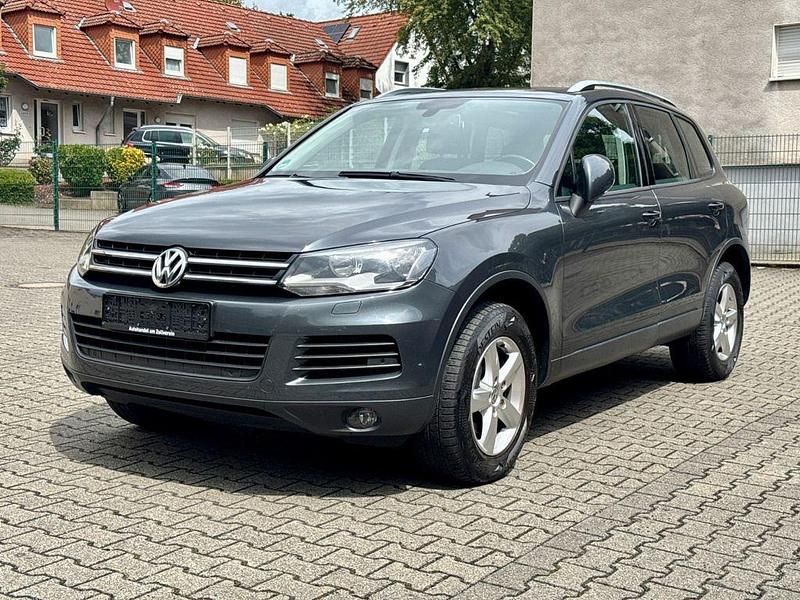 Grau Gebraucht 2014 VW Touareg SUV | 16.900 € (Guter Preis) - Bild 1/4