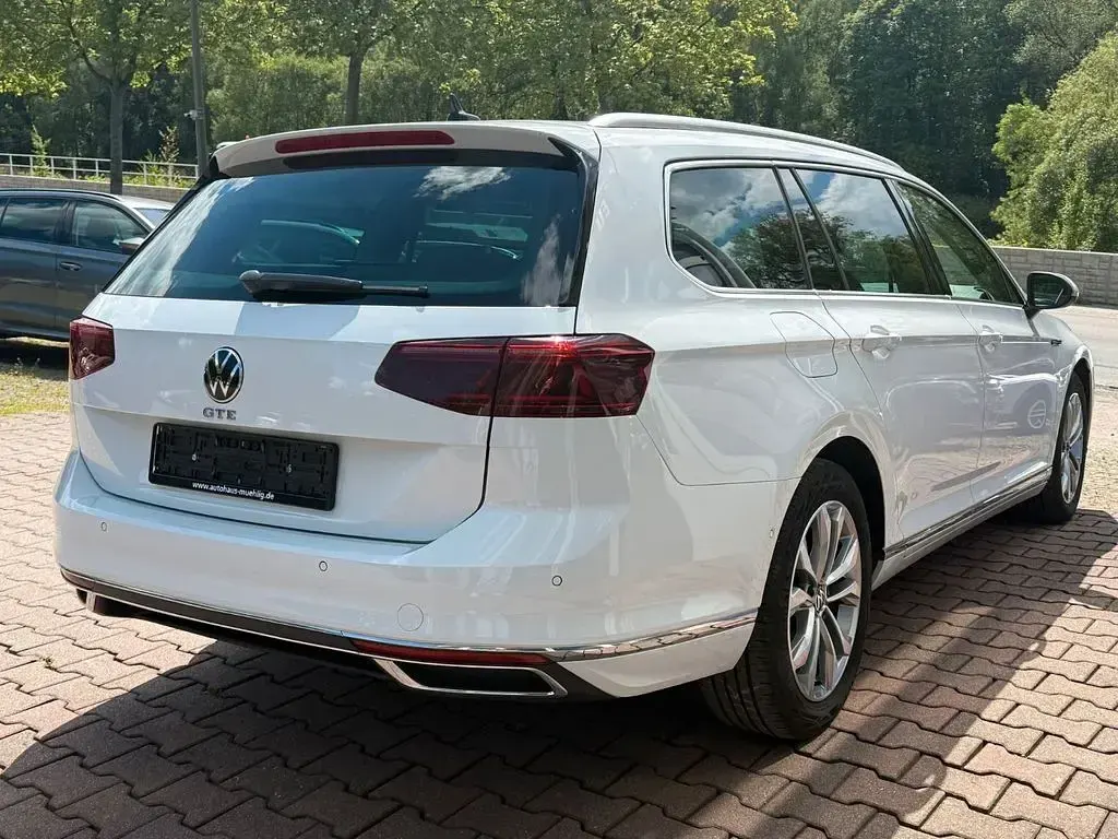 Gebraucht VW Passat GTE 156 PS (114 kW) 2022 Weiß Kombi