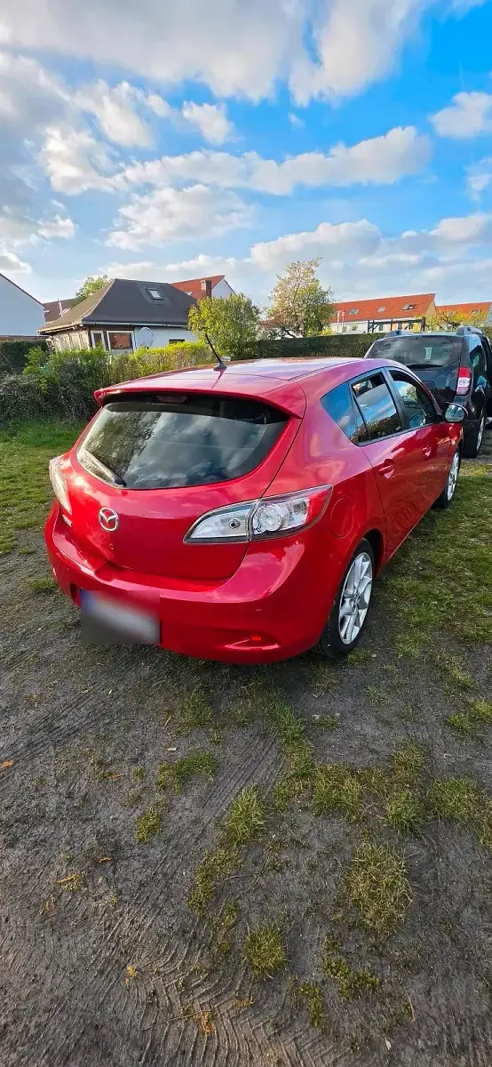 Używany Mazda 3 185 KM (136 kW) 2012 Czerwony Hatchback